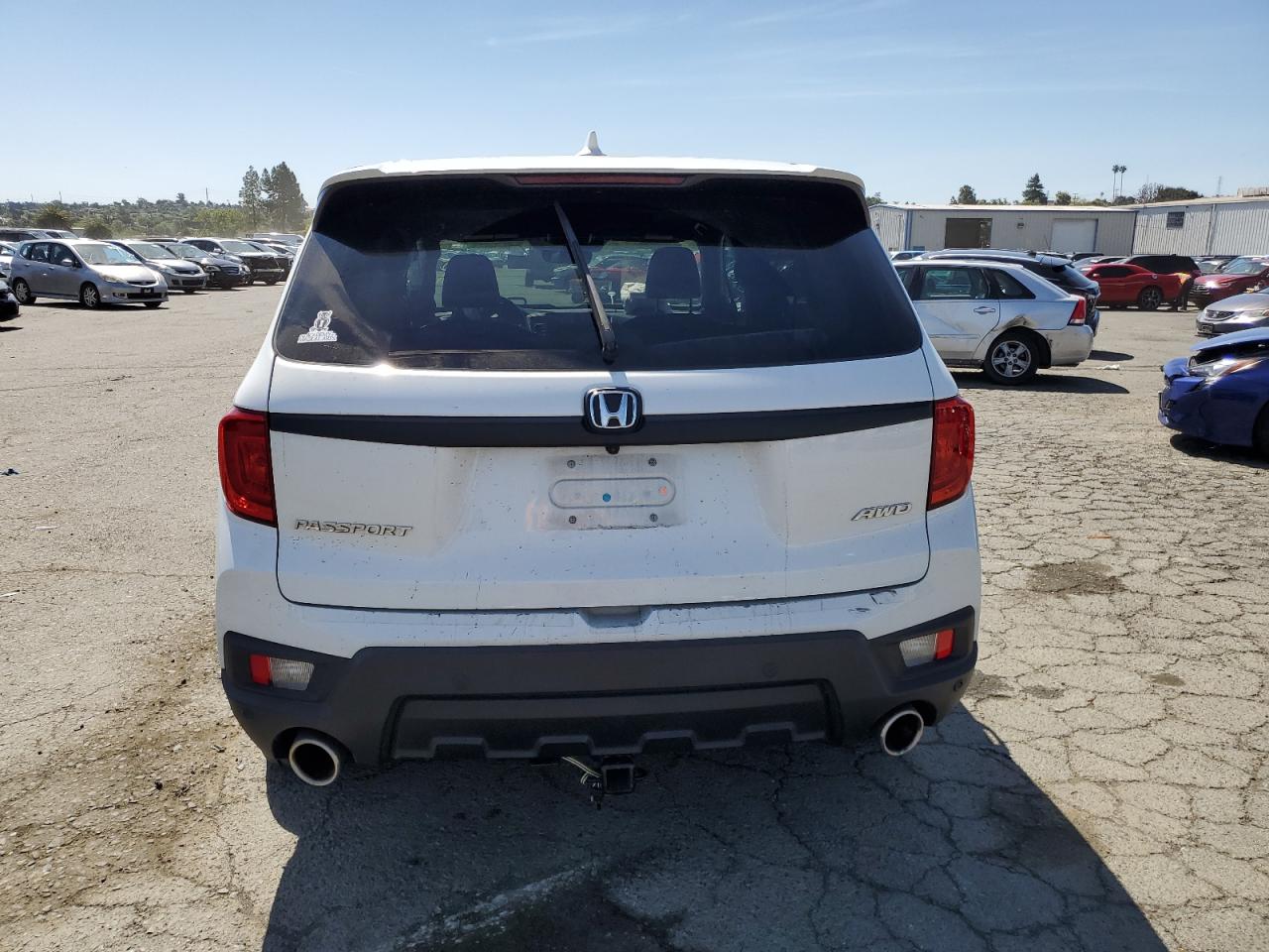 2022 Honda Passport Exl vin: 5FNYF8H52NB005628