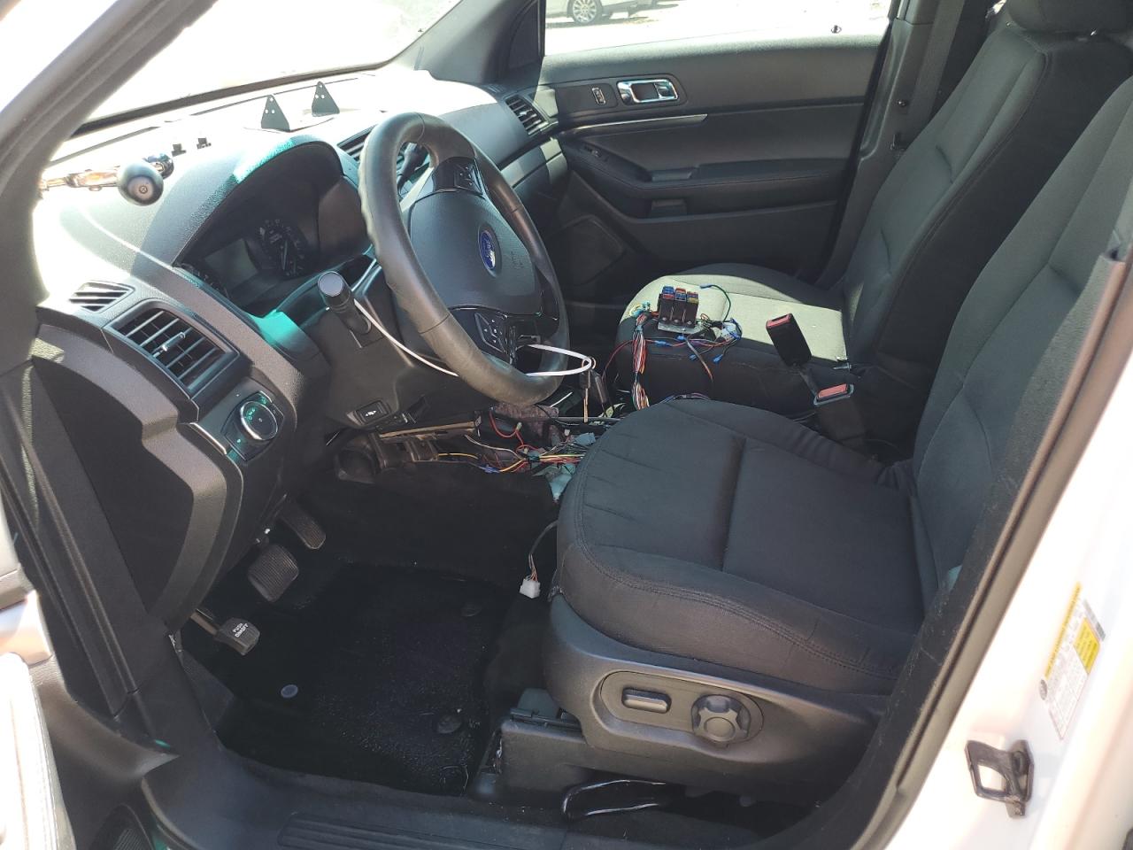 1FM5K8AR2HGA89581 2017 Ford Explorer Police Interceptor 1FM5K8AR2HGA89581 2017 Ford Explorer Police Interceptor