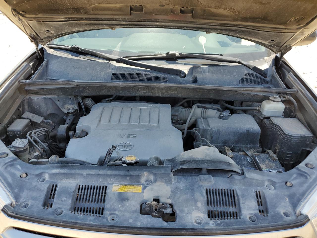 5TDZK3EH2CS072143 2012 Toyota Highlander Base