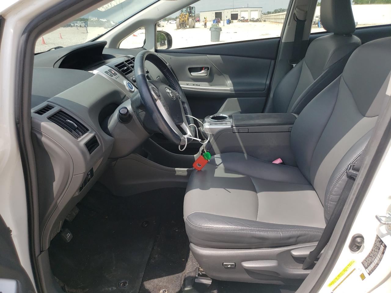JTDZN3EU6D3250935 2013 Toyota Prius V