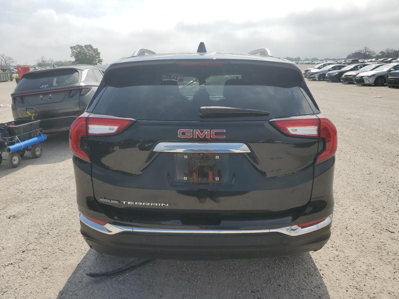 3GKALPEV5NL108394 2022 GMC Terrain Slt