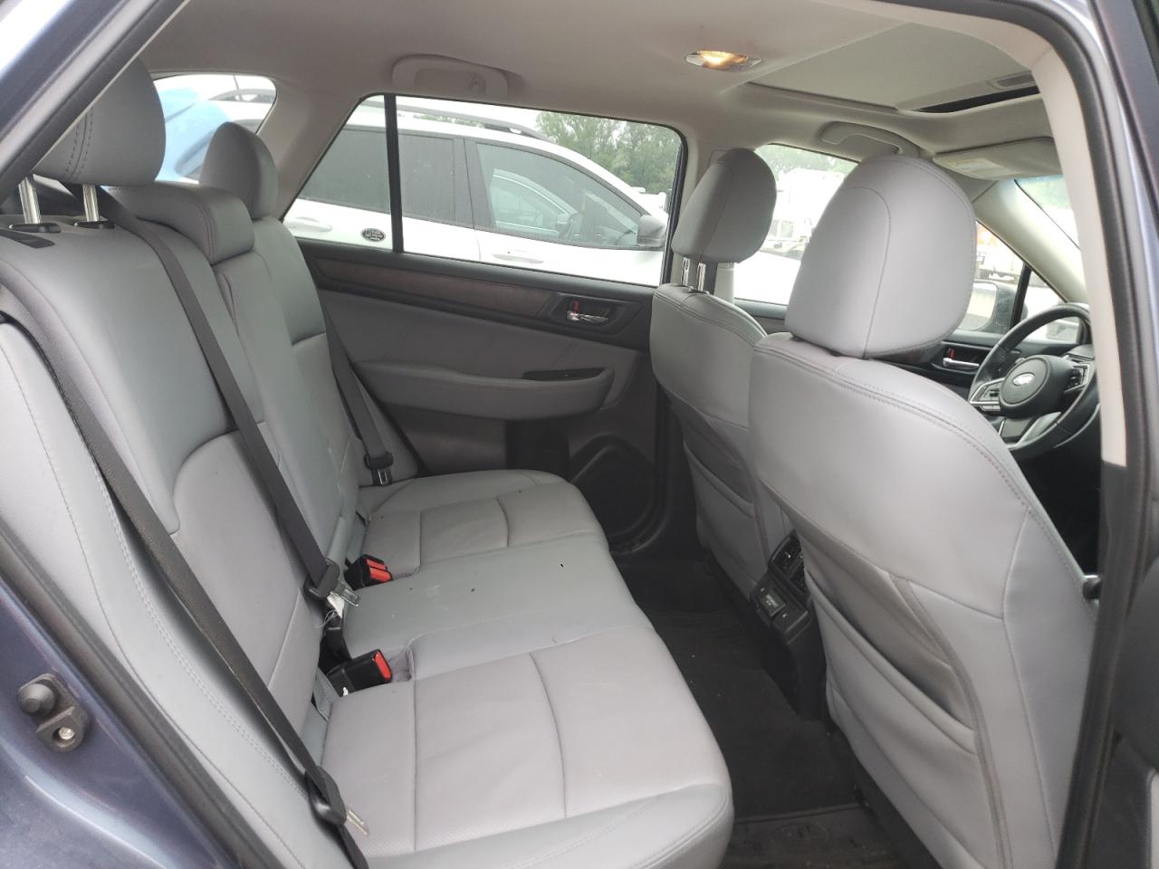 4S4BSANC4J3214643 2018 Subaru Outback 2.5I Limited