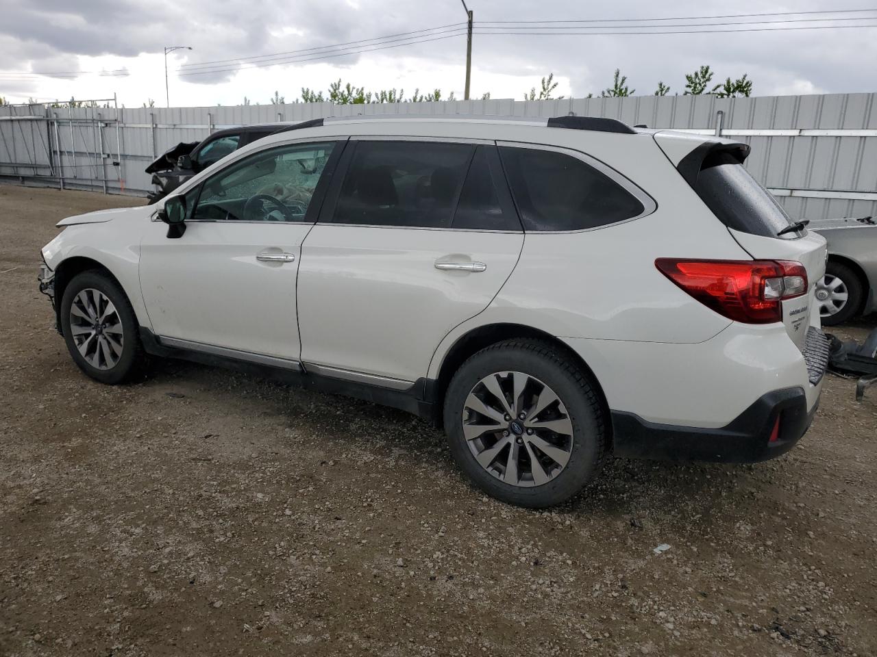 4S4BSDTC8J3210714 2018 Subaru Outback Touring