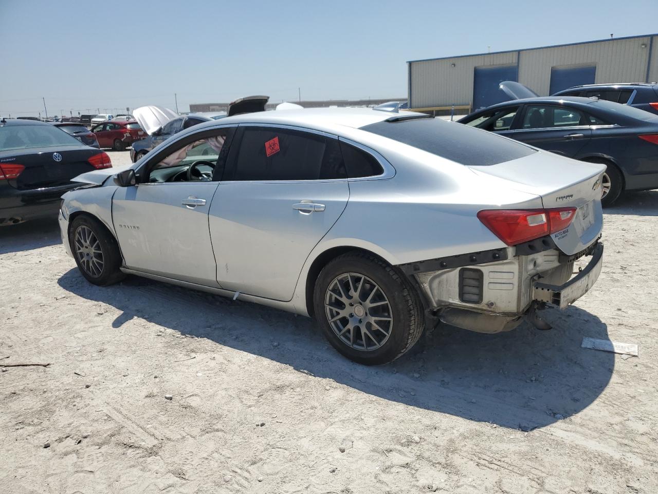 1G1ZD5ST8JF186362 2018 Chevrolet Malibu Lt