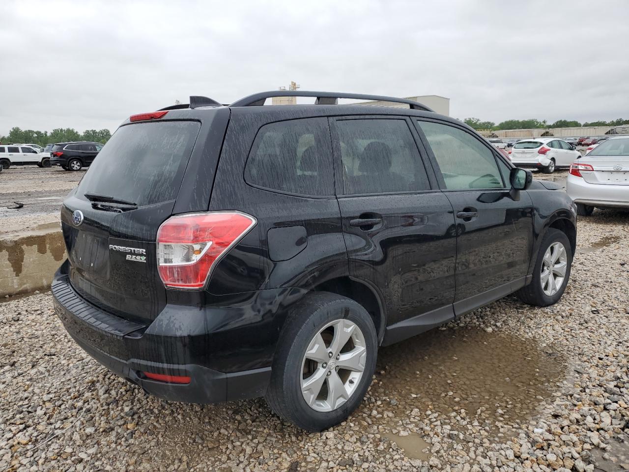 2016 Subaru Forester 2.5I Premium vin: JF2SJADC5GH453642