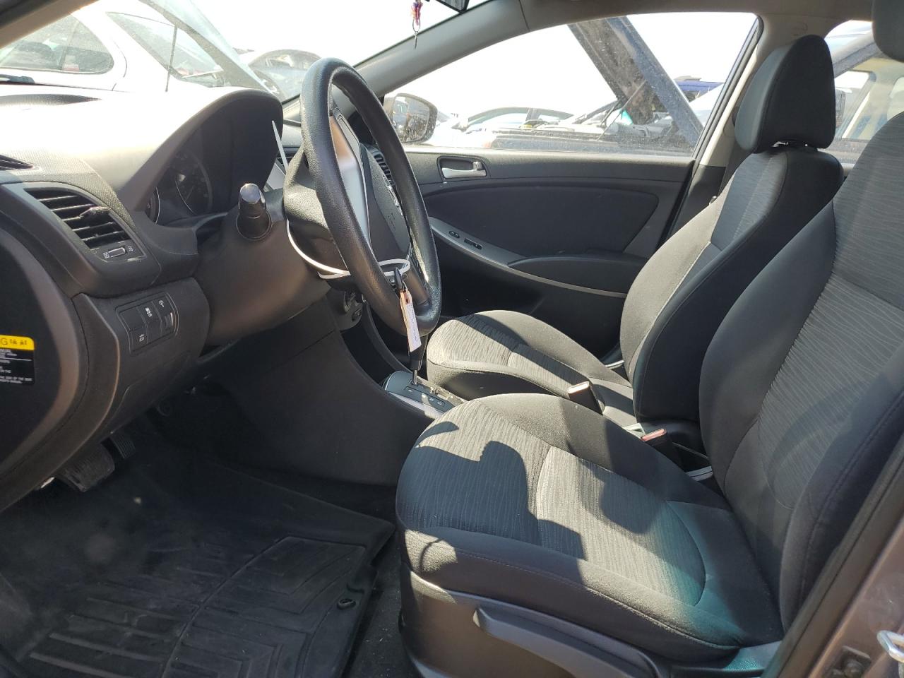 KMHCT5AE6HU334593 2017 Hyundai Accent Se