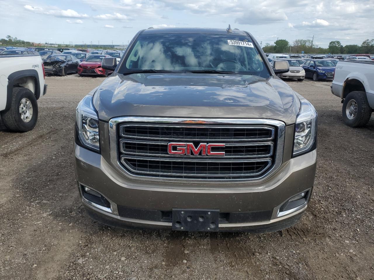 2015 GMC Yukon Slt vin: 1GKS2BKCXFR532466