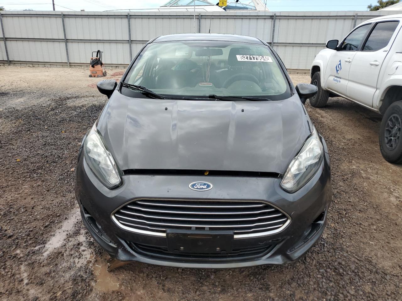 3FADP4BJ1JM104883 2018 Ford Fiesta Se