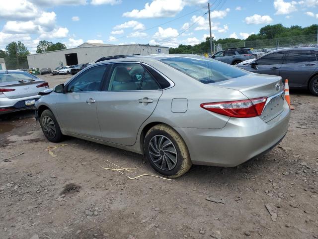 4T1BF1FK5HU729388 2017 TOYOTA CAMRY - Image 2