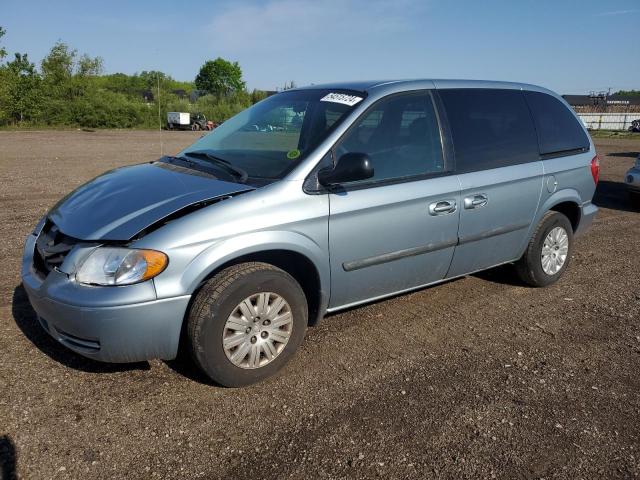 Lot #2533218520 2005 CHRYSLER TOWN & COU salvage car