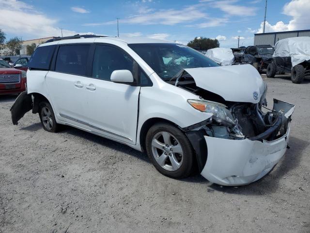 2017 Toyota Sienna Le VIN: 5TDKZ3DC9HS843109 Lot: 54633124