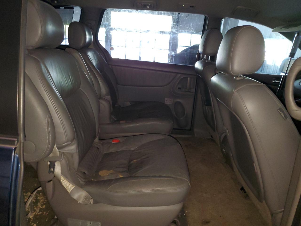 5TDBA22C75S048818 2005 Toyota Sienna Xle