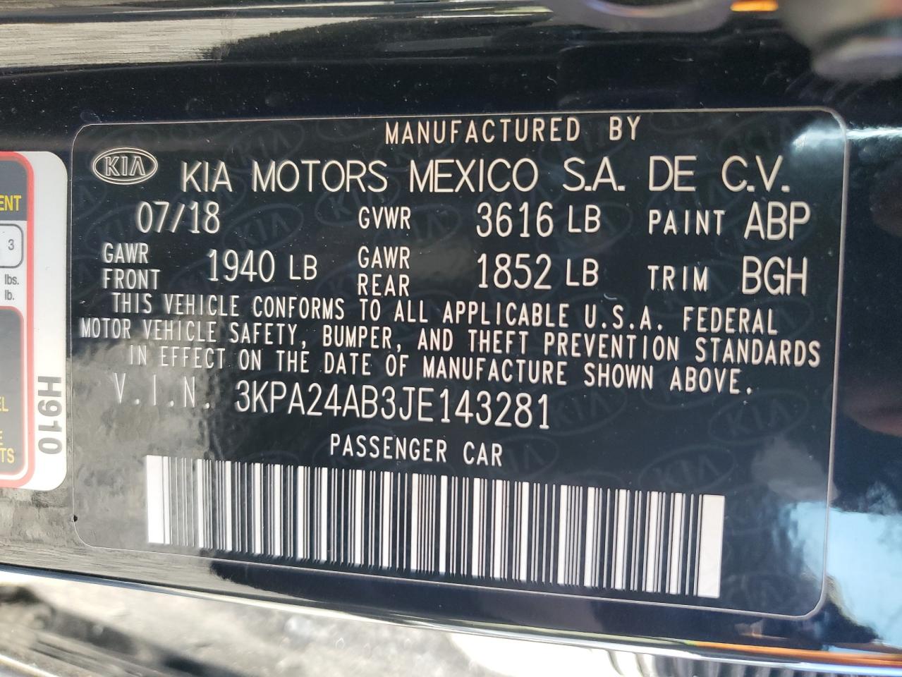 3KPA24AB3JE143281 2018 Kia Rio Lx