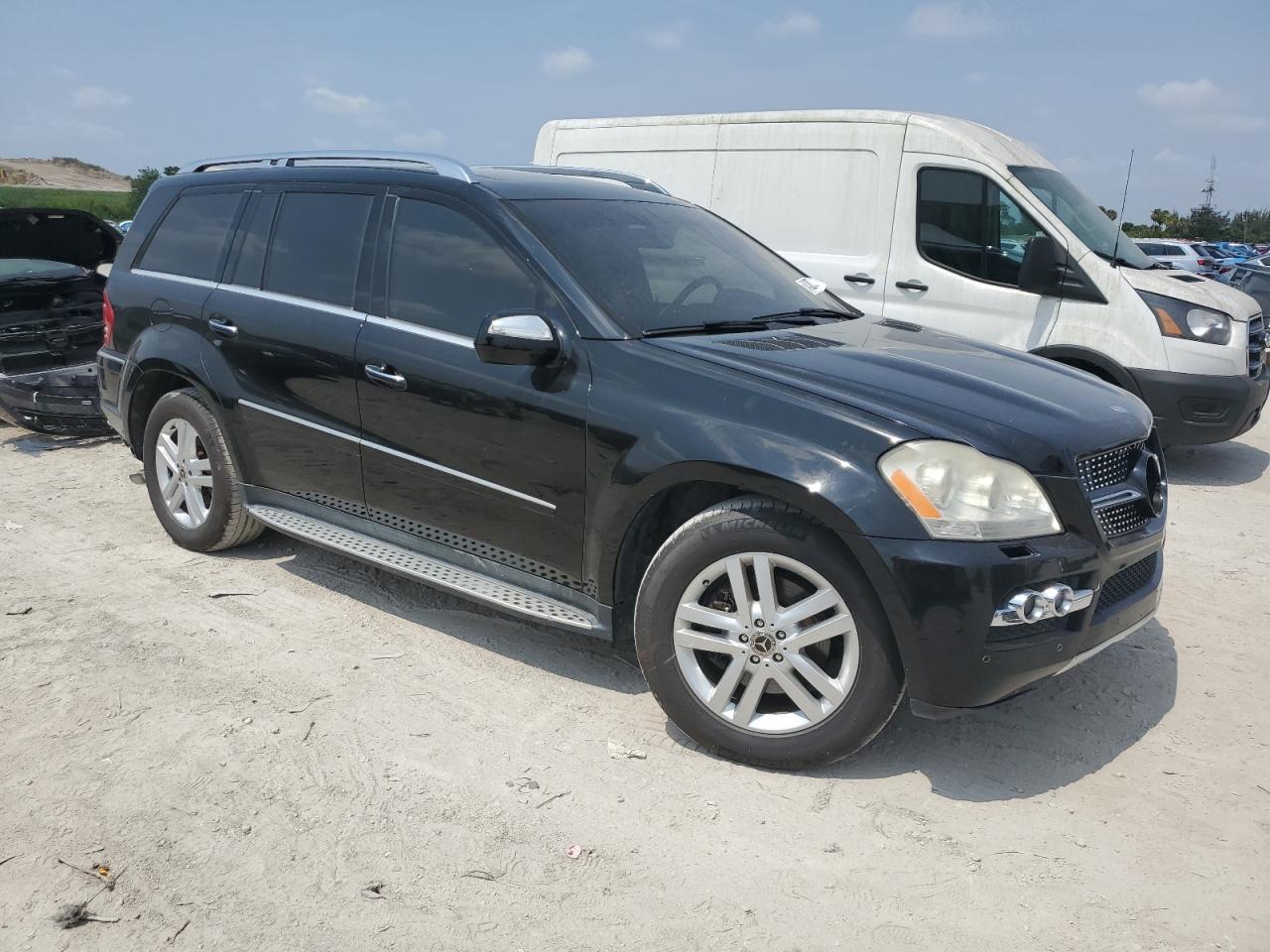 4JGBF7BE1AA577569 2010 Mercedes-Benz Gl 450 4Matic