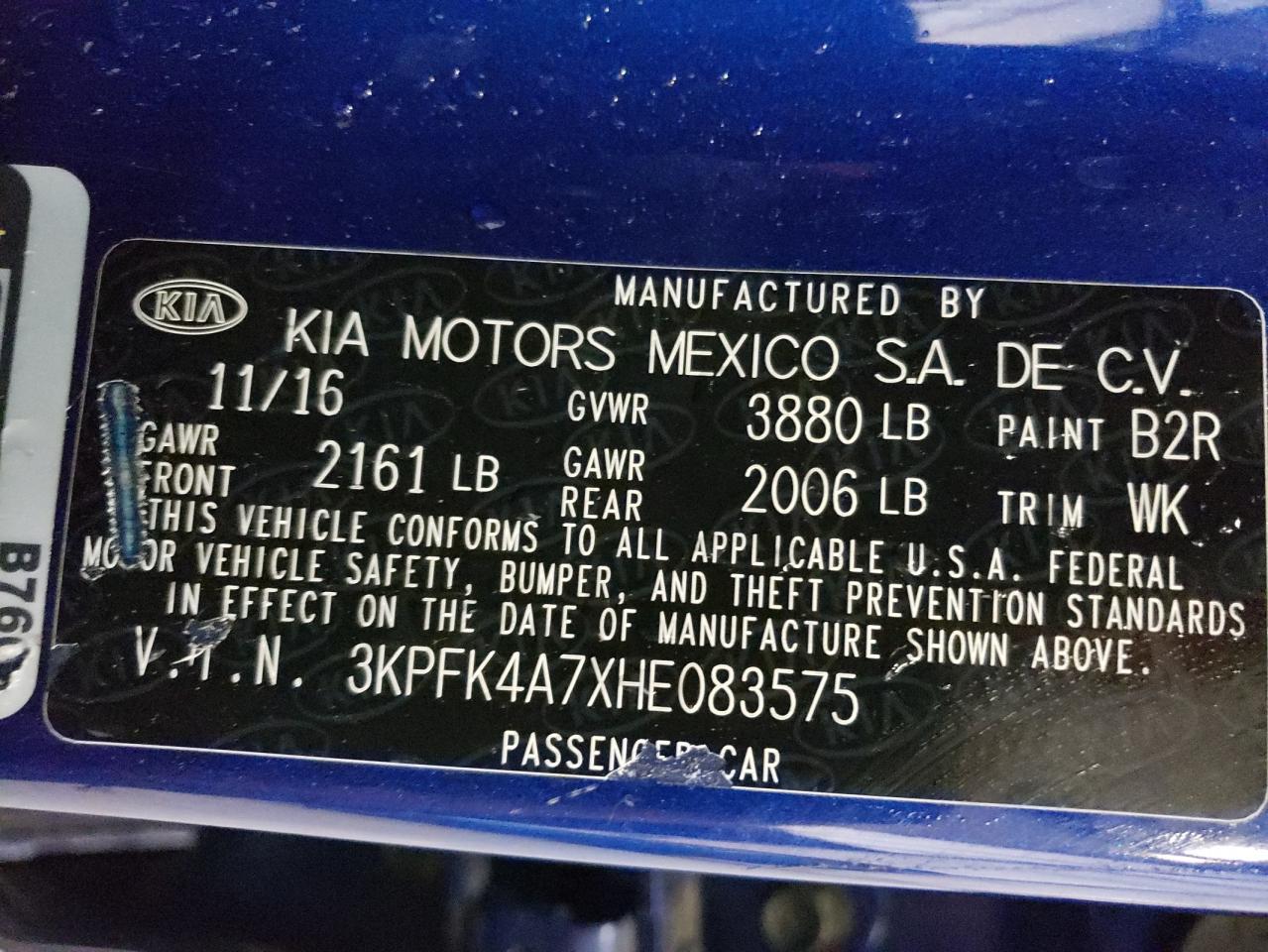 3KPFK4A7XHE083575 2017 Kia Forte Lx