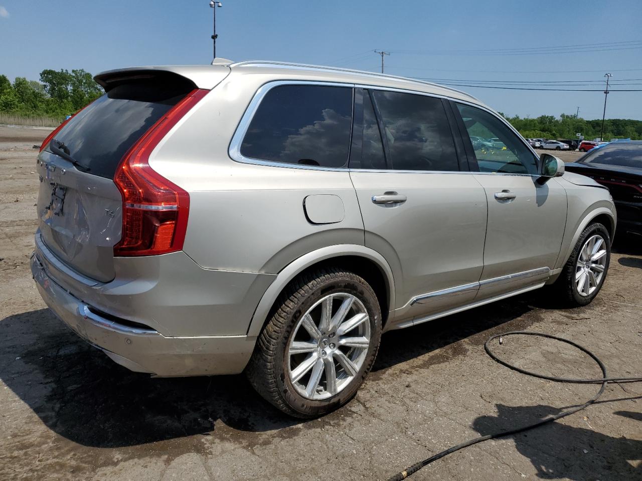 YV4A22PL0G1044270 2016 Volvo Xc90 T6