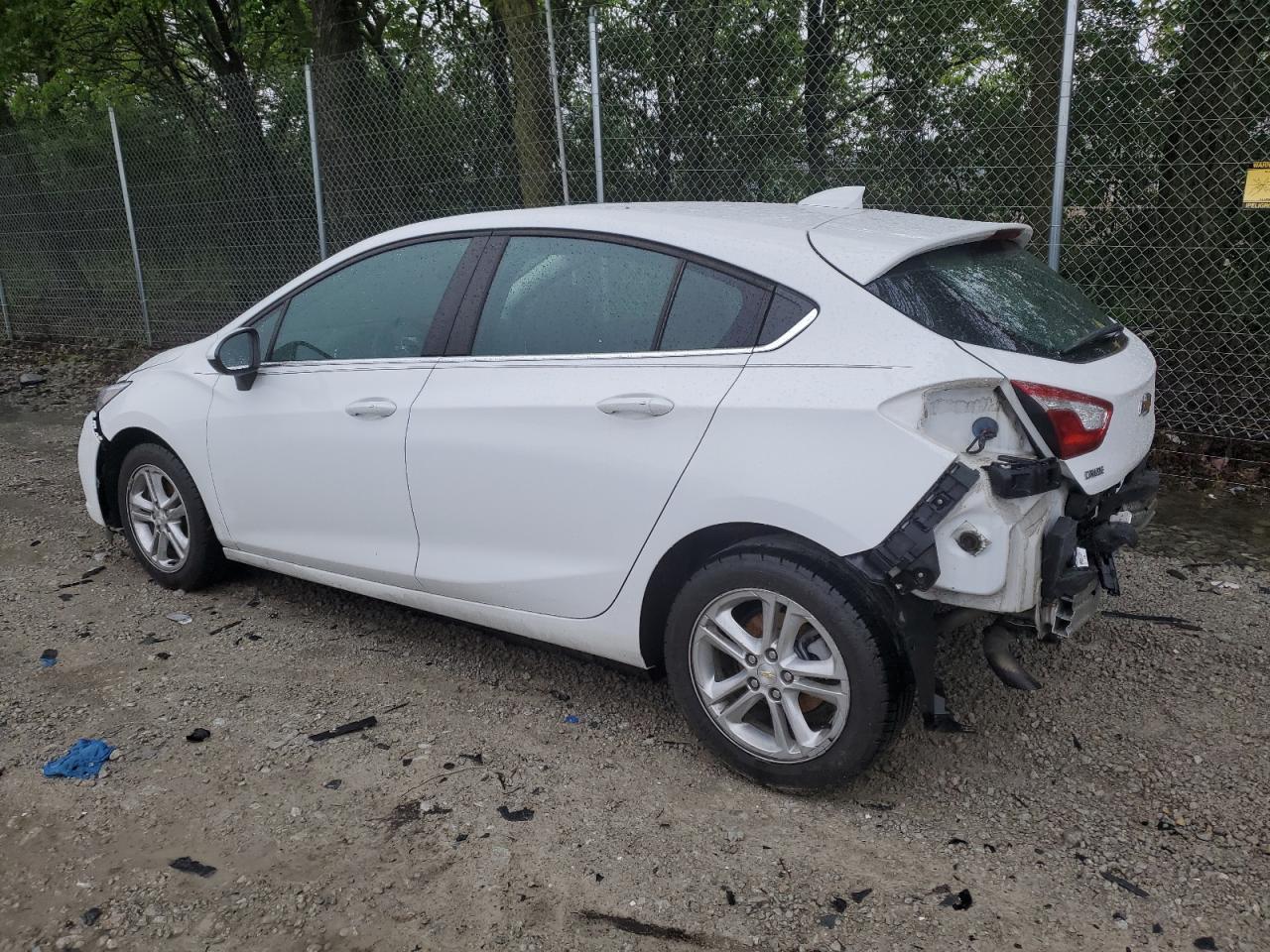 3G1BE6SM1JS593240 2018 Chevrolet Cruze Lt