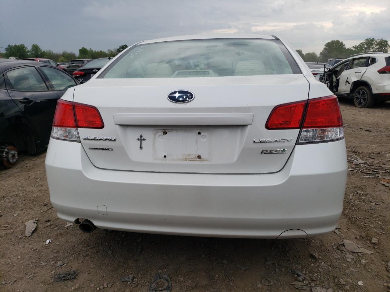 4S3BMBB63B3231437 2011 Subaru Legacy 2.5I Premium