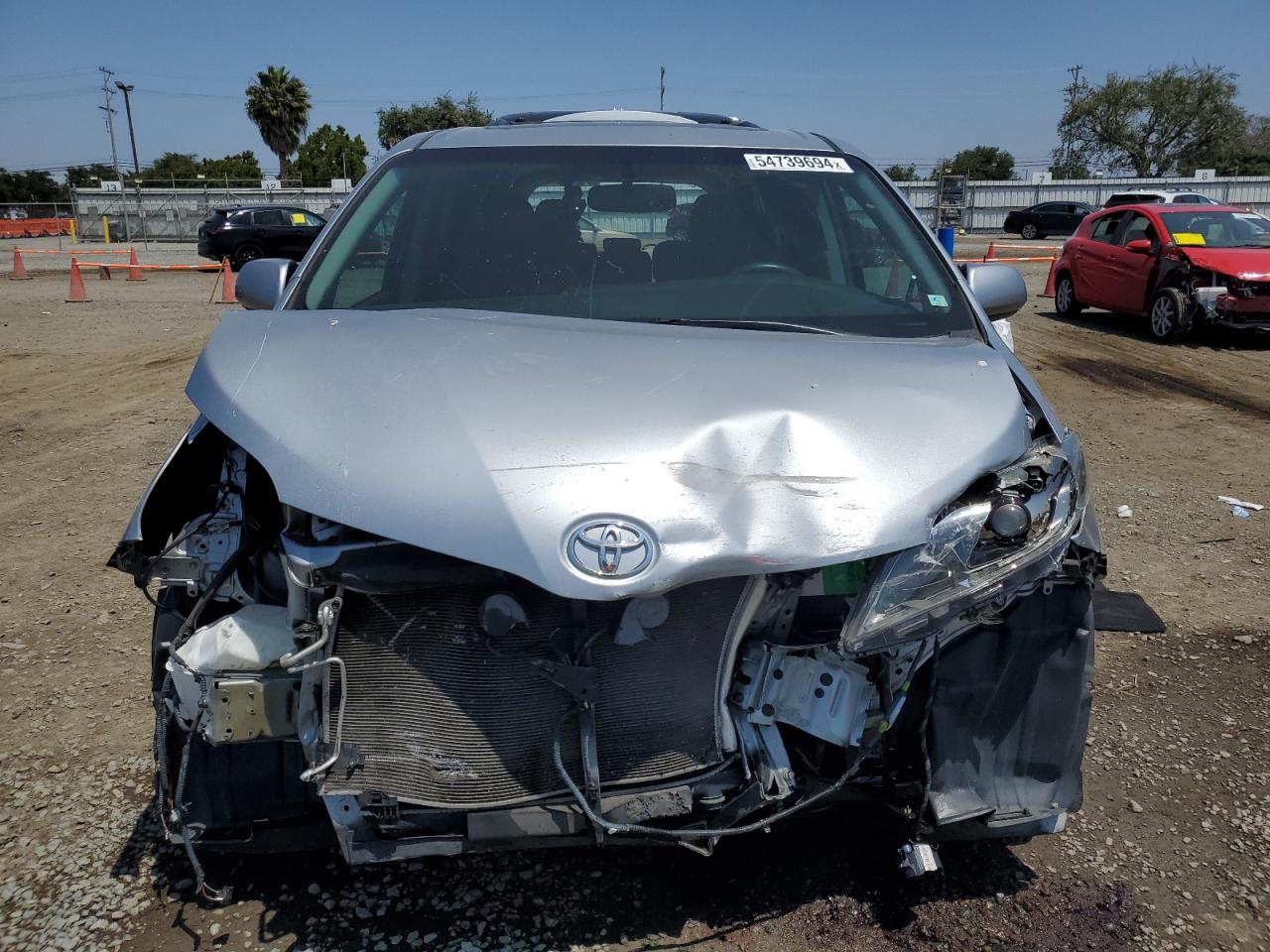 5TDXZ3DCXHS802378 2017 Toyota Sienna Se