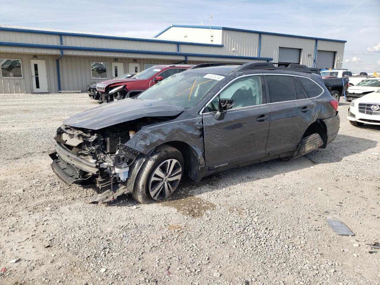 2018 Subaru Outback 2.5I Limited vin: 4S4BSANC2J3244840