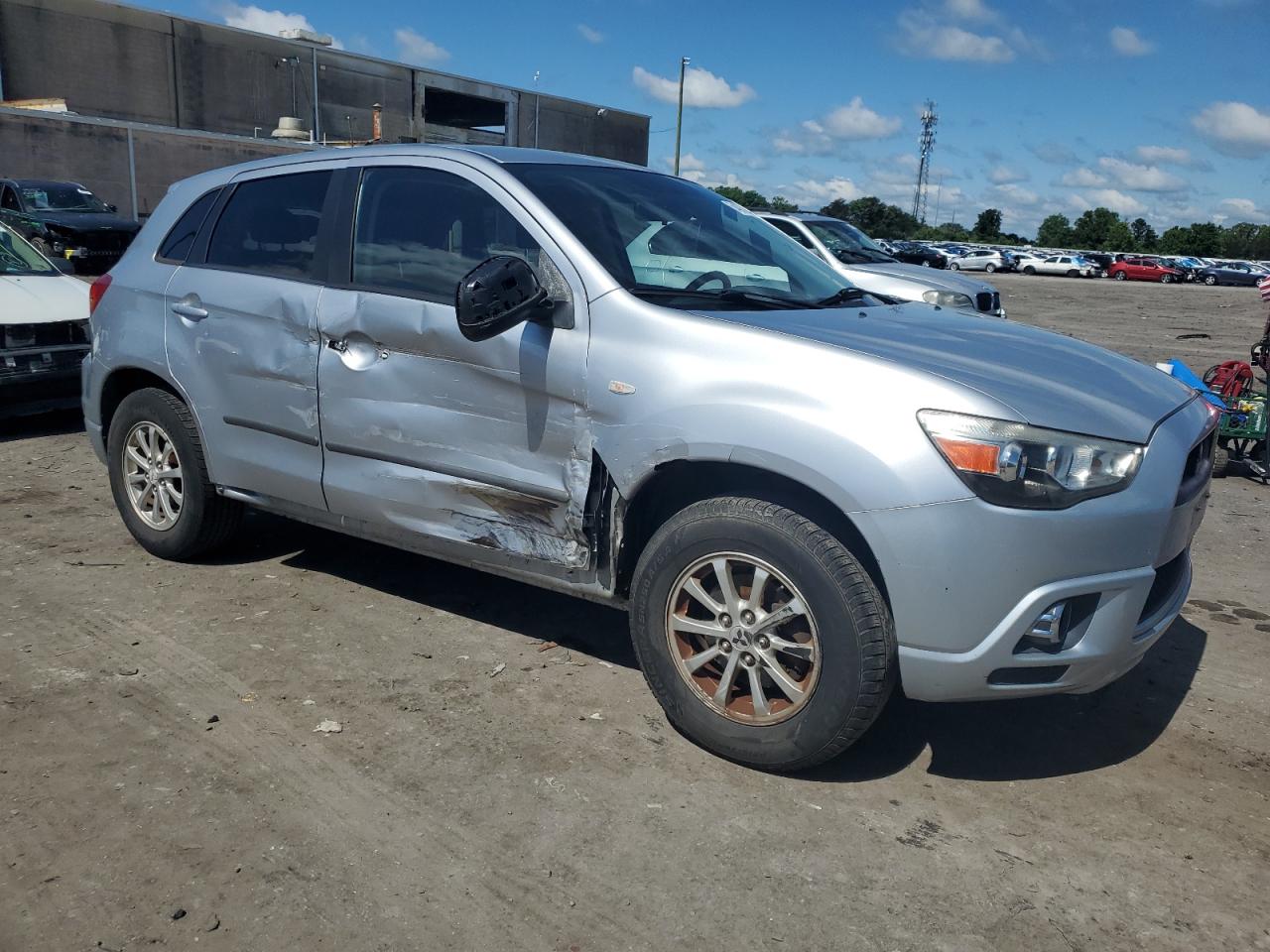 JA4AP3AU8BZ005927 2011 Mitsubishi Outlander Sport Es