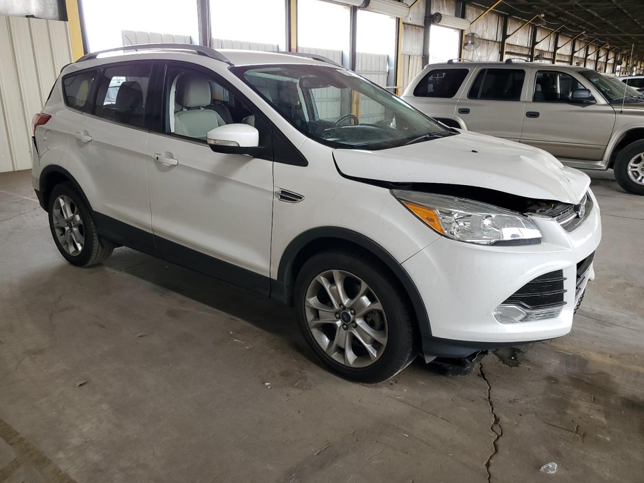 1FMCU0J90GUB73109 2016 Ford Escape Titanium