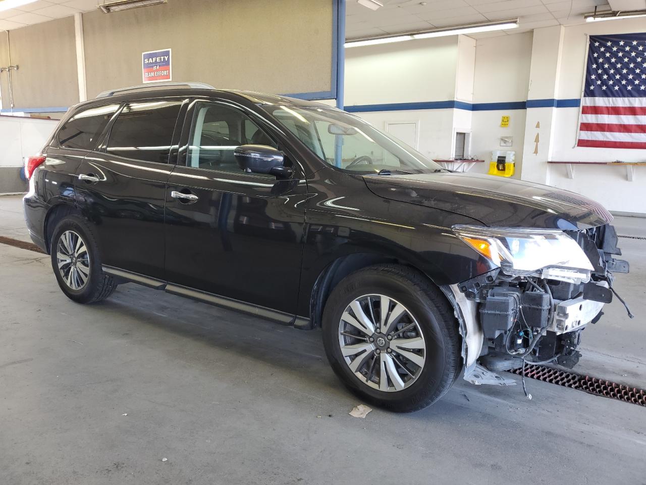 5N1DR2MM9KC636008 2019 Nissan Pathfinder S