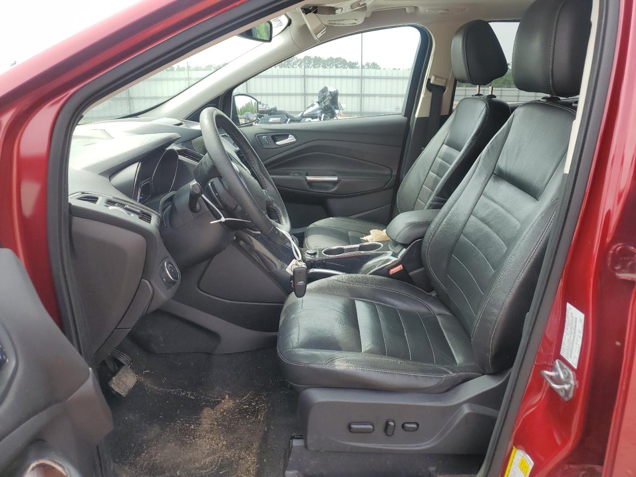 1FMCU0J98EUE37304 2014 Ford Escape Titanium