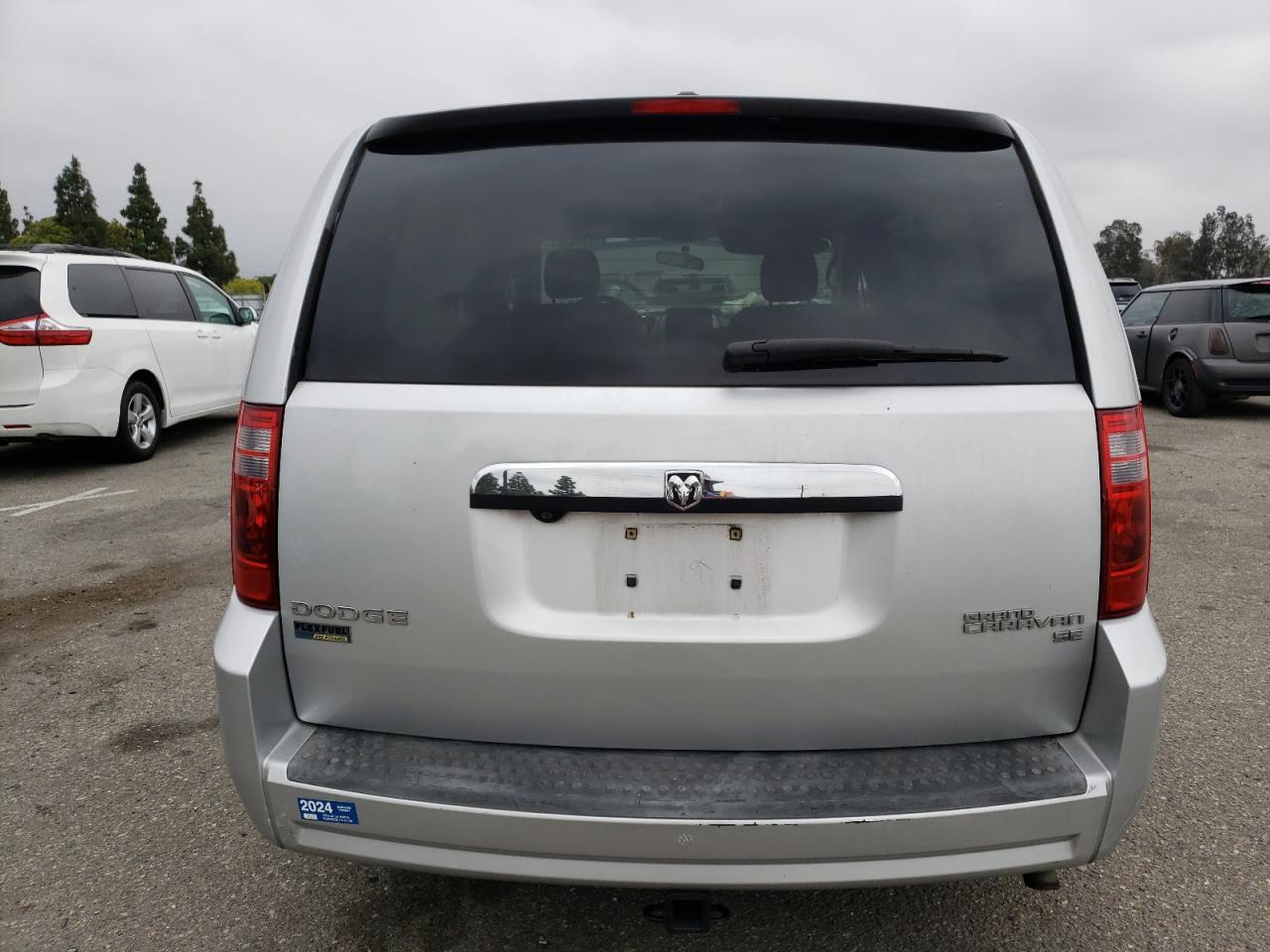 2D4RN4DE7AR143561 2010 Dodge Grand Caravan Se
