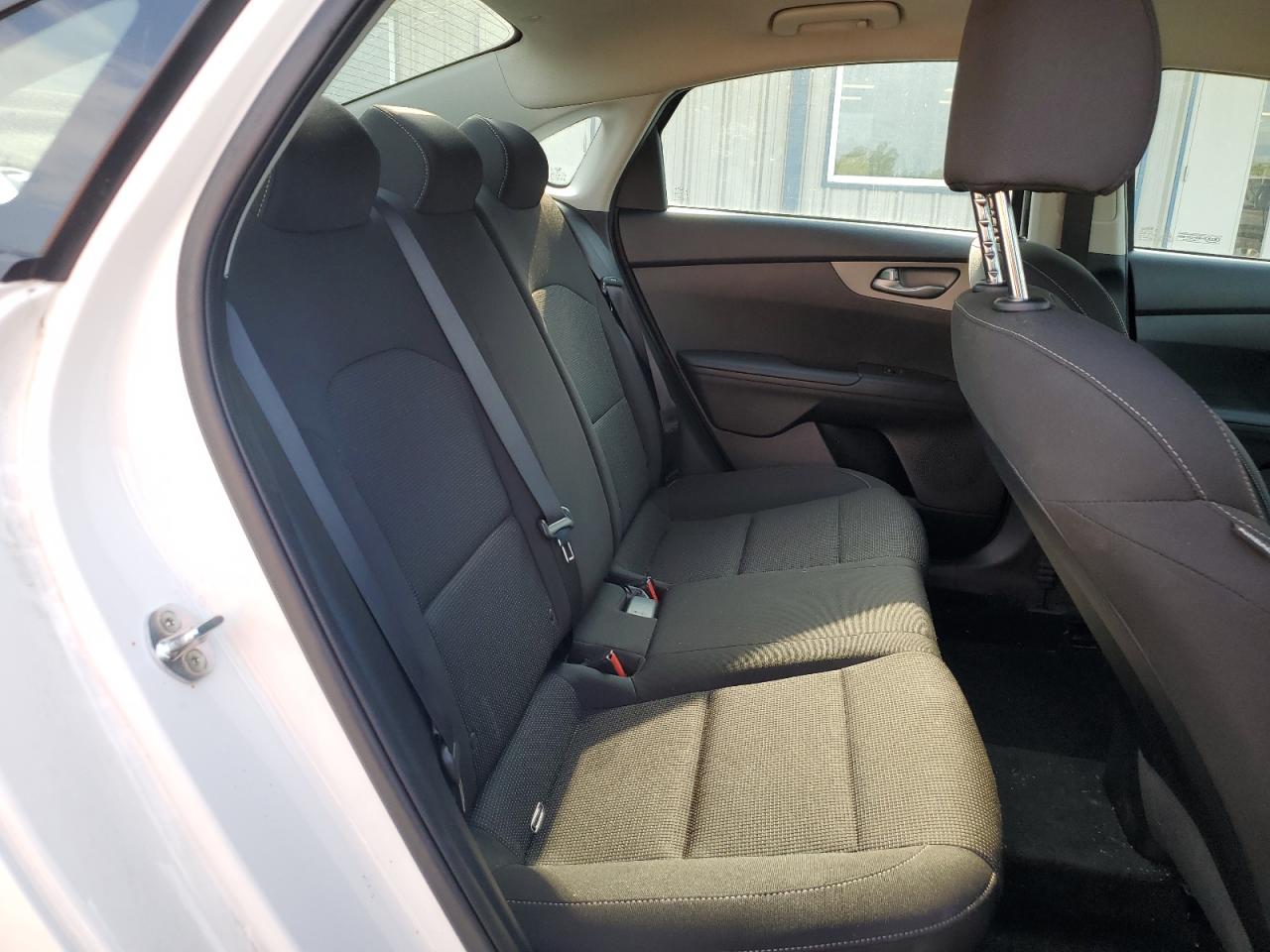 3KPF24AD5LE233560 2020 Kia Forte Fe