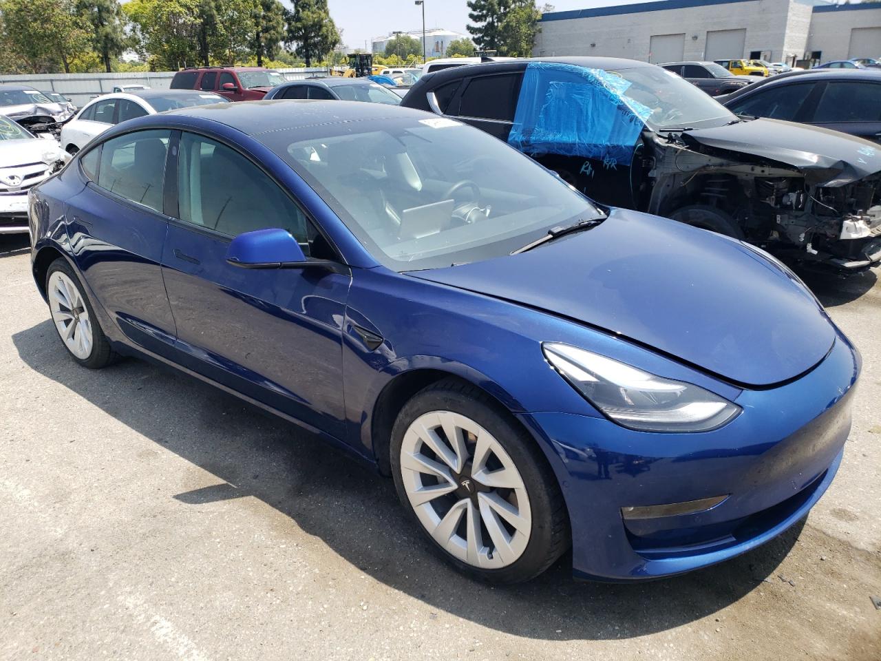 5YJ3E1EA6NF145669 2022 Tesla Model 3