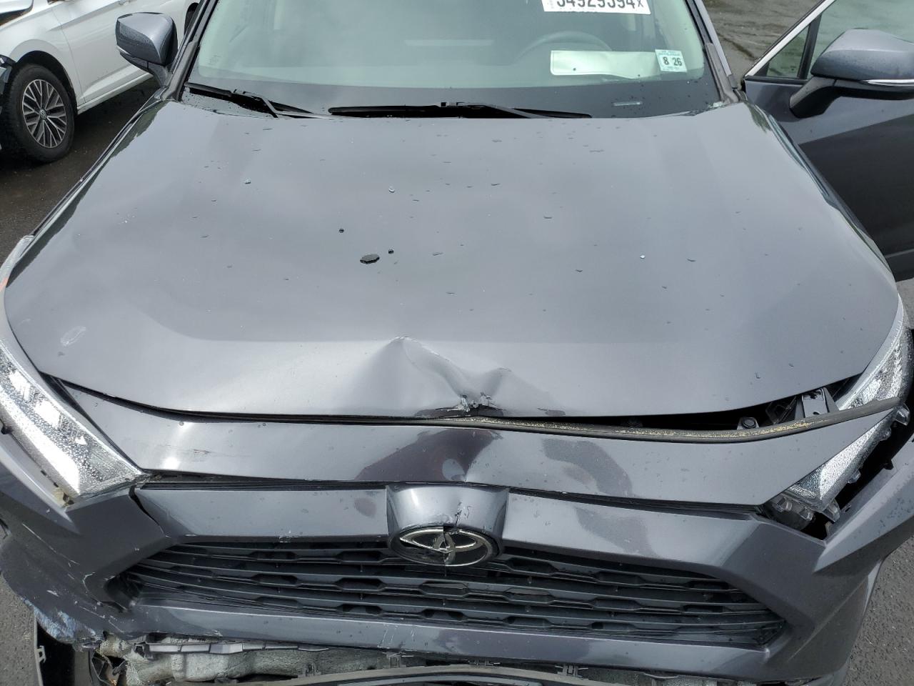 2T3P1RFV1MW172803 2021 Toyota Rav4 Xle