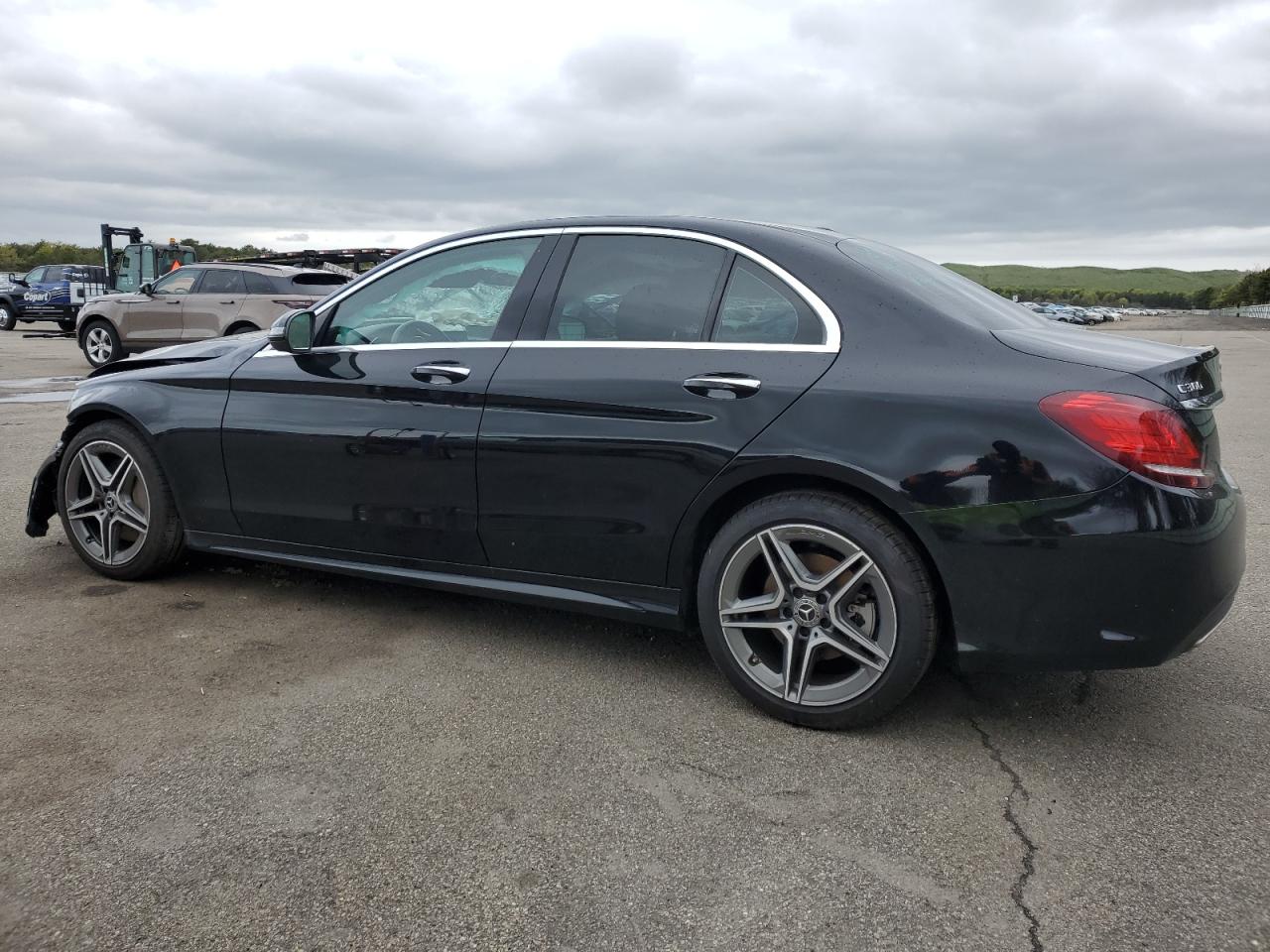 2019 Mercedes-Benz C 300 4Matic vin: 55SWF8EB5KU321570