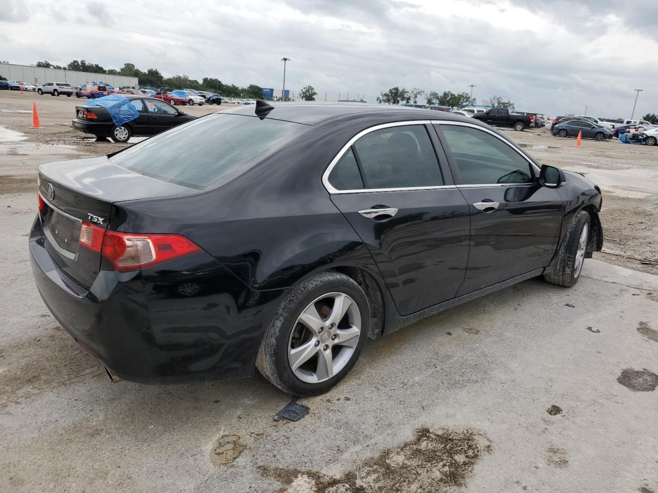 JH4CU2F65BC000455 2011 Acura Tsx