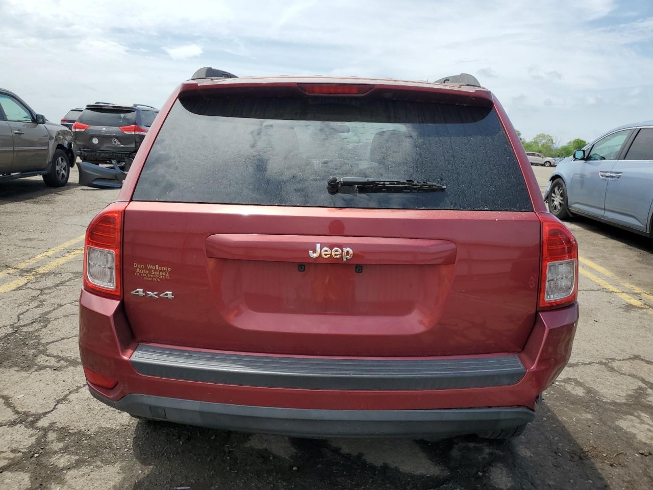 1J4NF1FB7BD134979 2011 Jeep Compass Sport