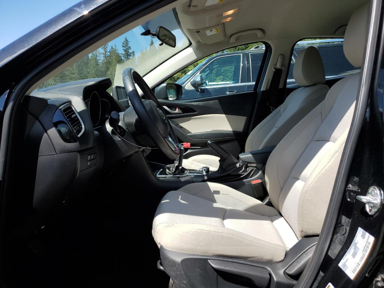 3MZBM1V76FM196067 2015 Mazda 3 Touring