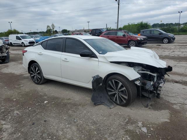 1N4BL4CV2MN372064 Nissan Altima SR 4