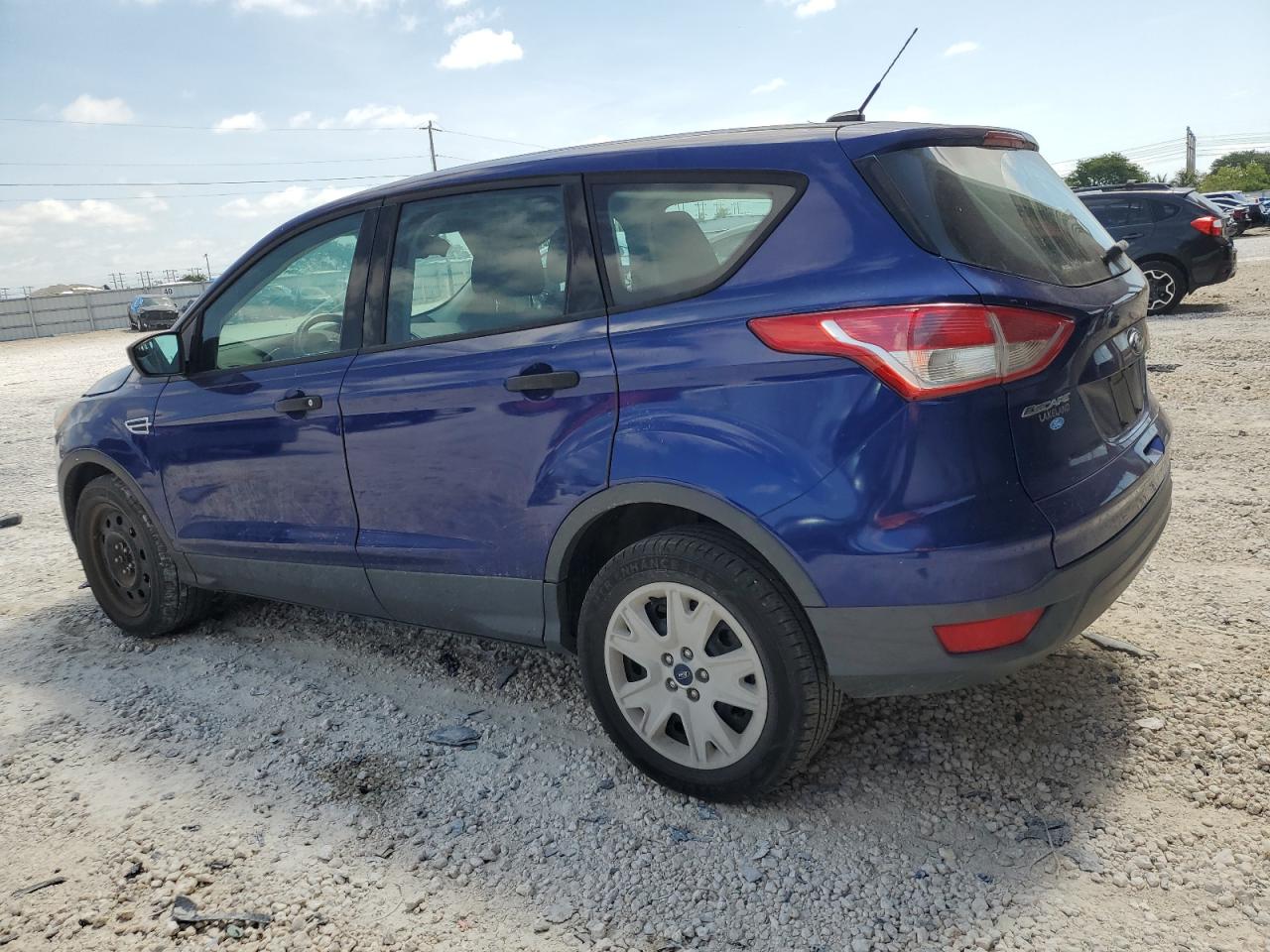 1FMCU0F74EUB69360 2014 Ford Escape S