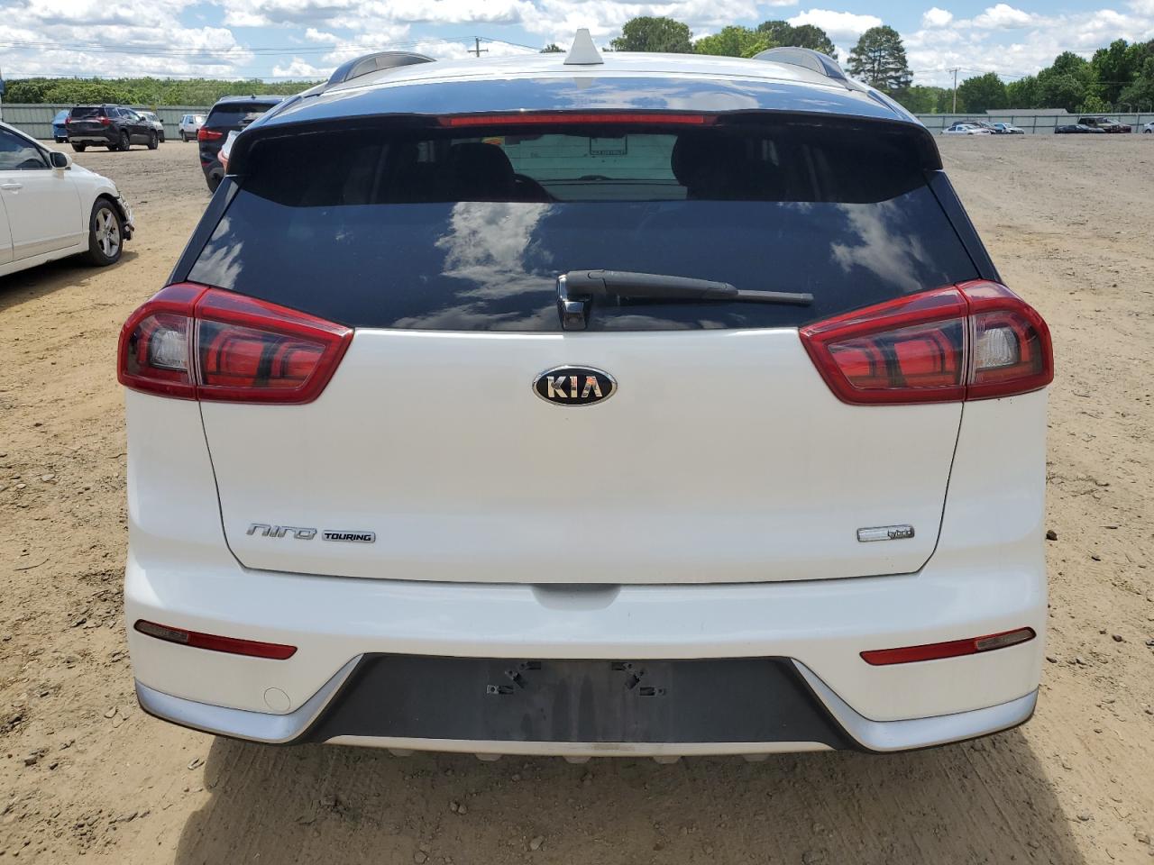 KNDCC3LC9H5070316 2017 Kia Niro Ex