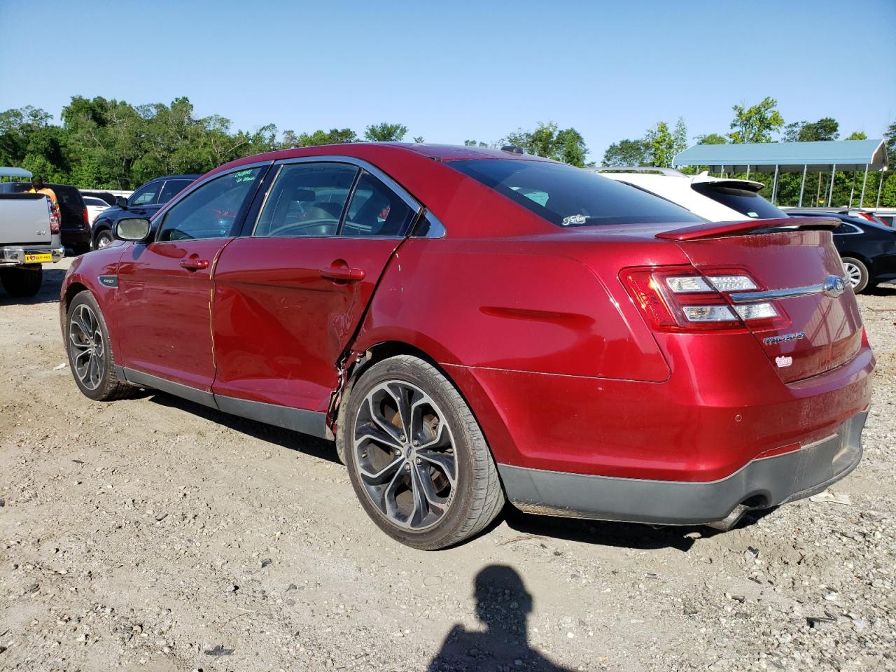 1FAHP2KT4FG145579 2015 Ford Taurus Sho