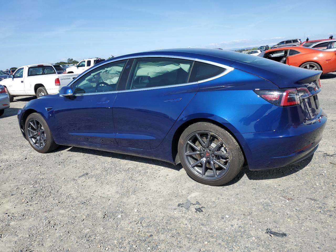 5YJ3E1EB3KF387646 2019 Tesla Model 3