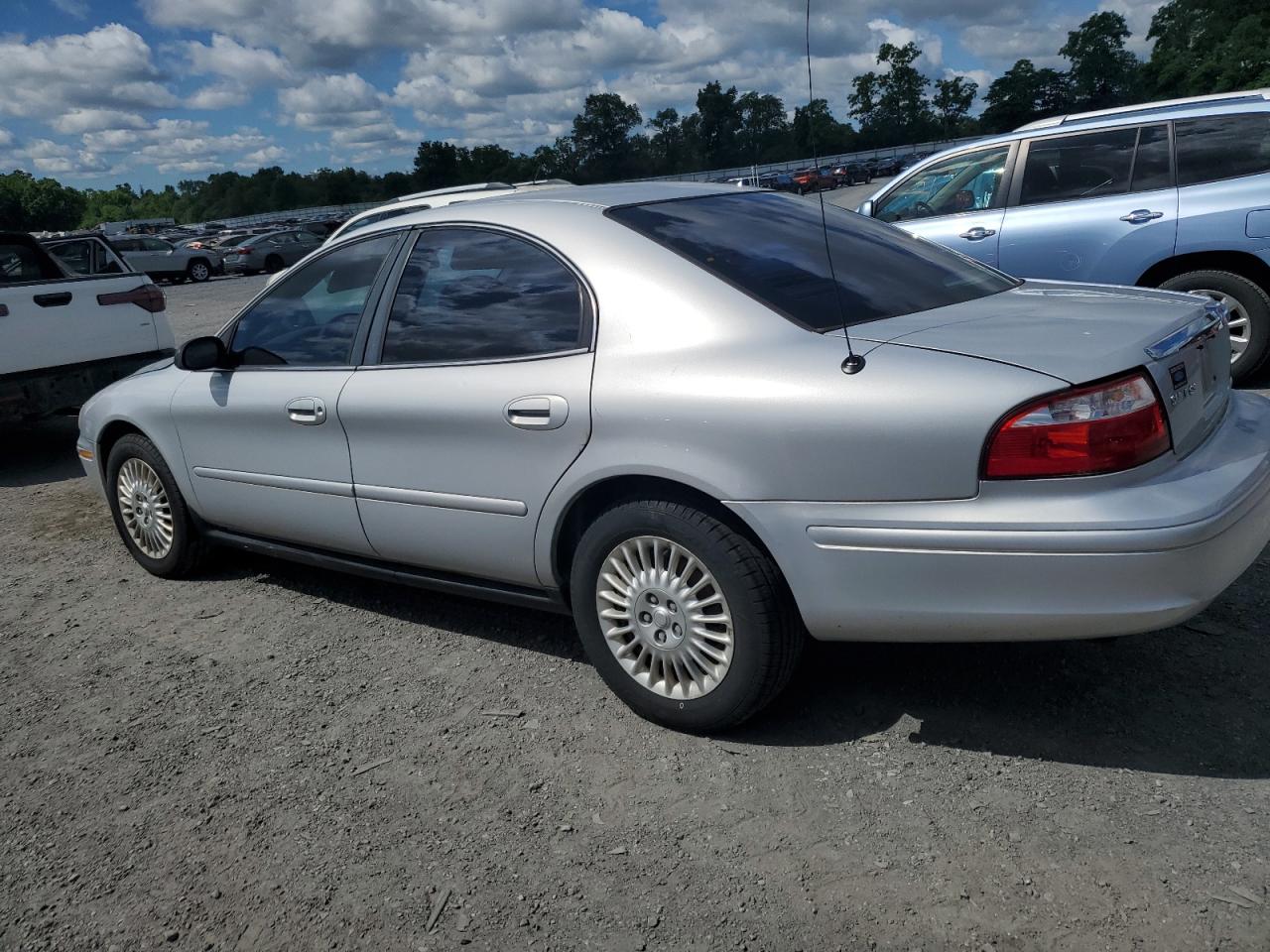 1MEFM50U25A616507 2005 Mercury Sable Gs