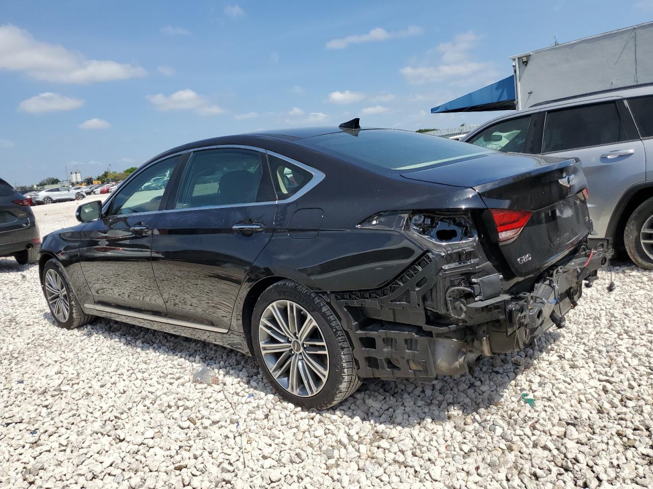 KMHGN4JE4JU281274 2018 Genesis G80 Base