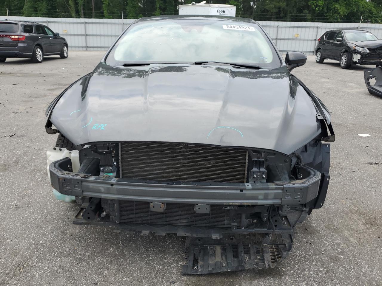 3FA6P0HD5LR143260 2020 Ford Fusion Se