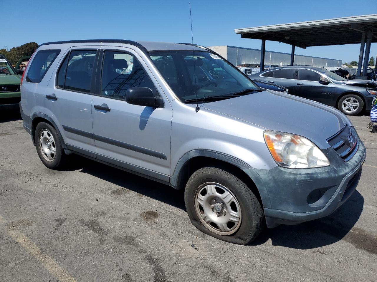 JHLRD68575C018647 2005 Honda Cr-V Lx