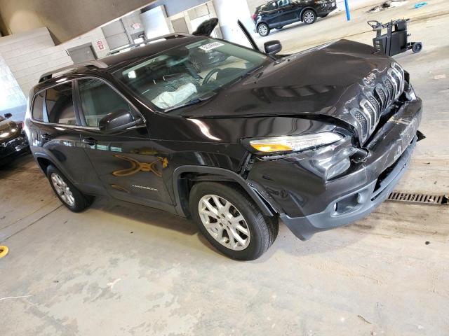 2016 Jeep Cherokee Latitude VIN: 1C4PJLCB2GW113790 Lot: 56346564