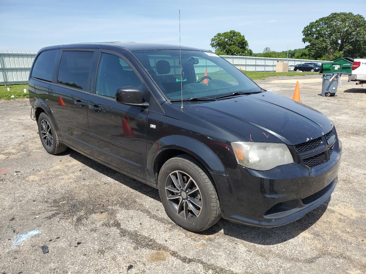 2C4RDGBG8ER285381 2014 Dodge Grand Caravan Se