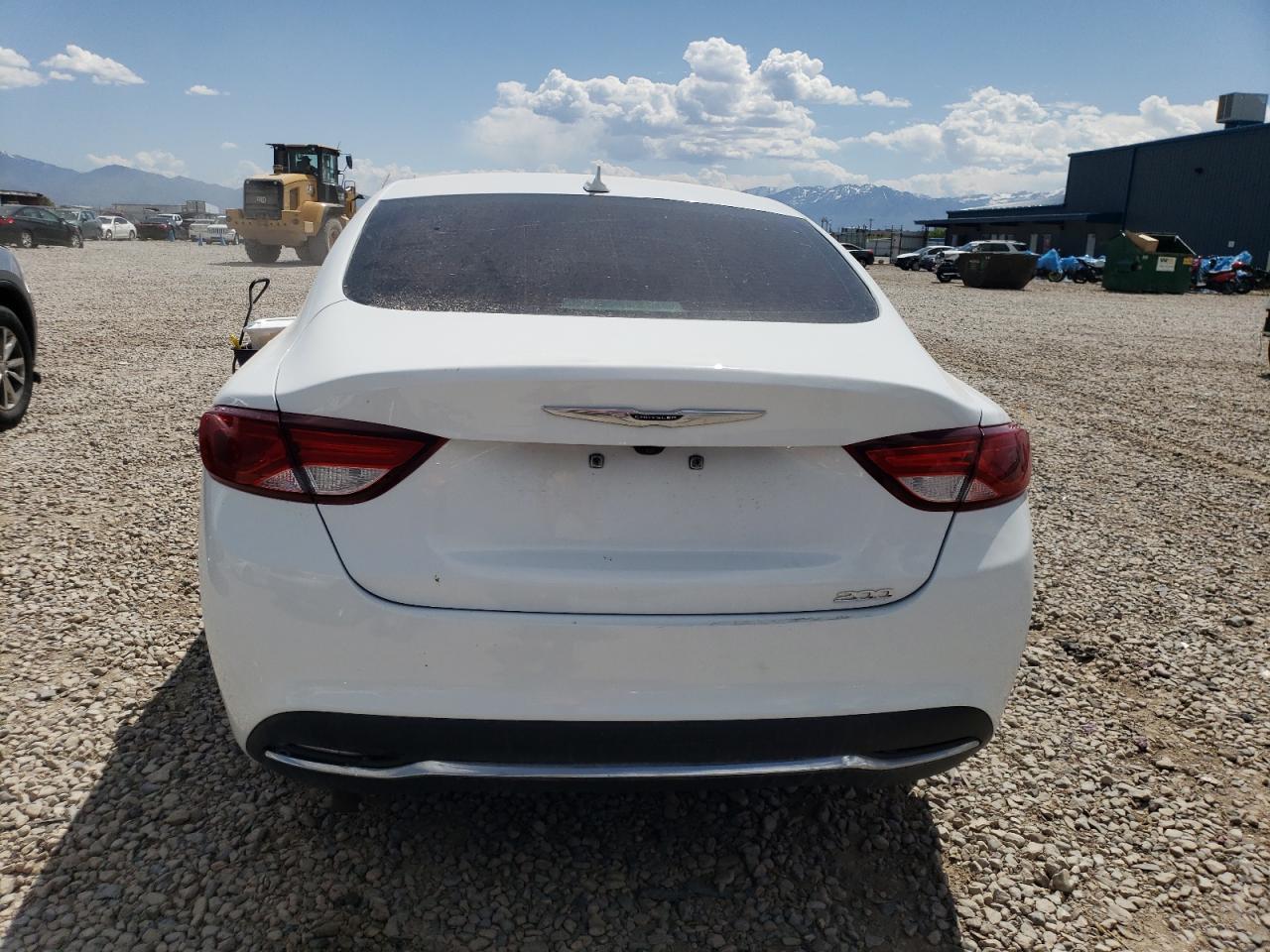 1C3CCCAB8GN165513 2016 Chrysler 200 Limited