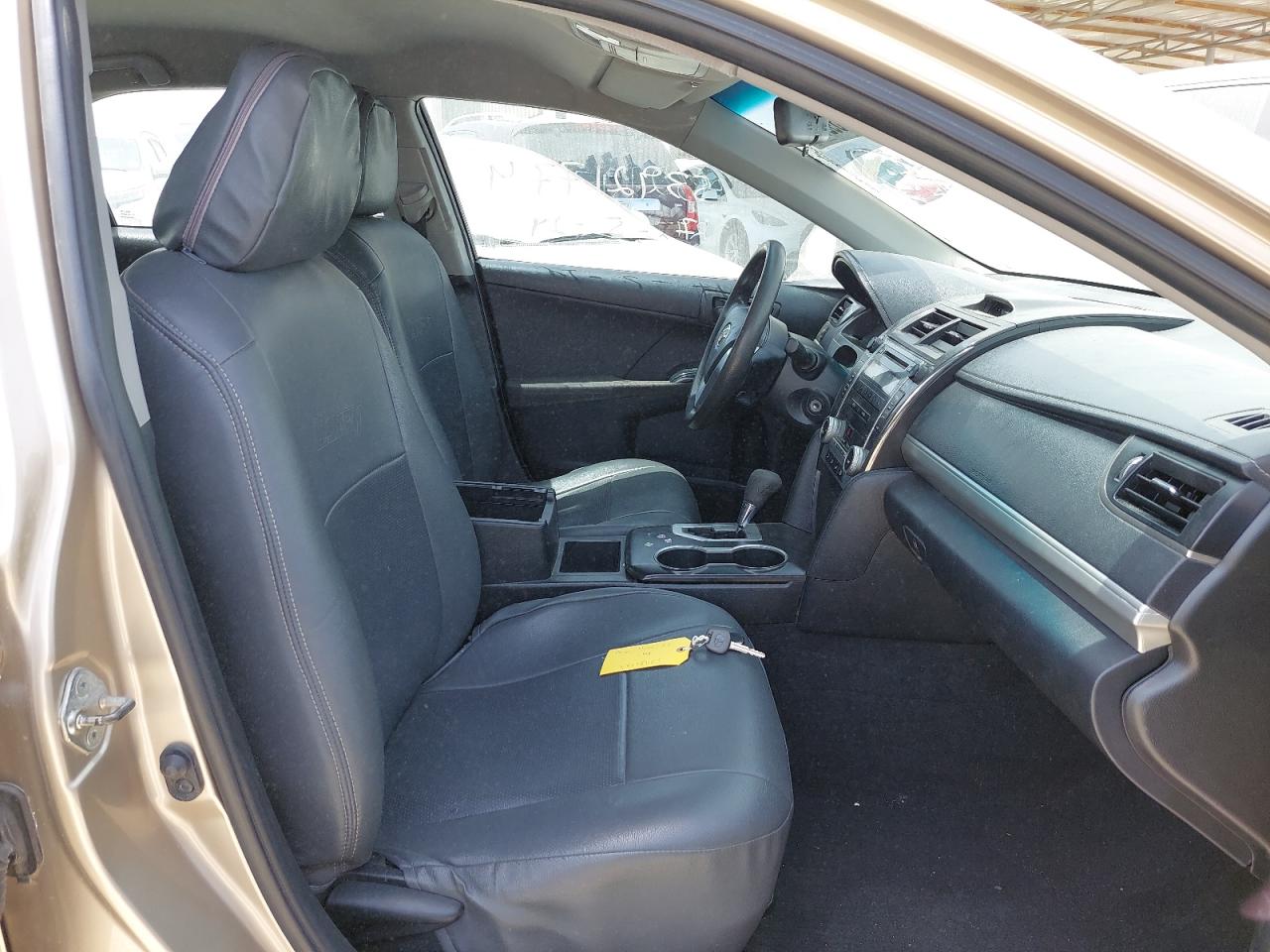 6T1BF9FK6DX432870 Auction: COPART UAE Lot: 53921774 Location: DUBAI INDUSTRIAL CITY - DUBAI 6T1BF9FK6DX432870 TOYOTA CAMRY 2013 BEIGE Photo 5