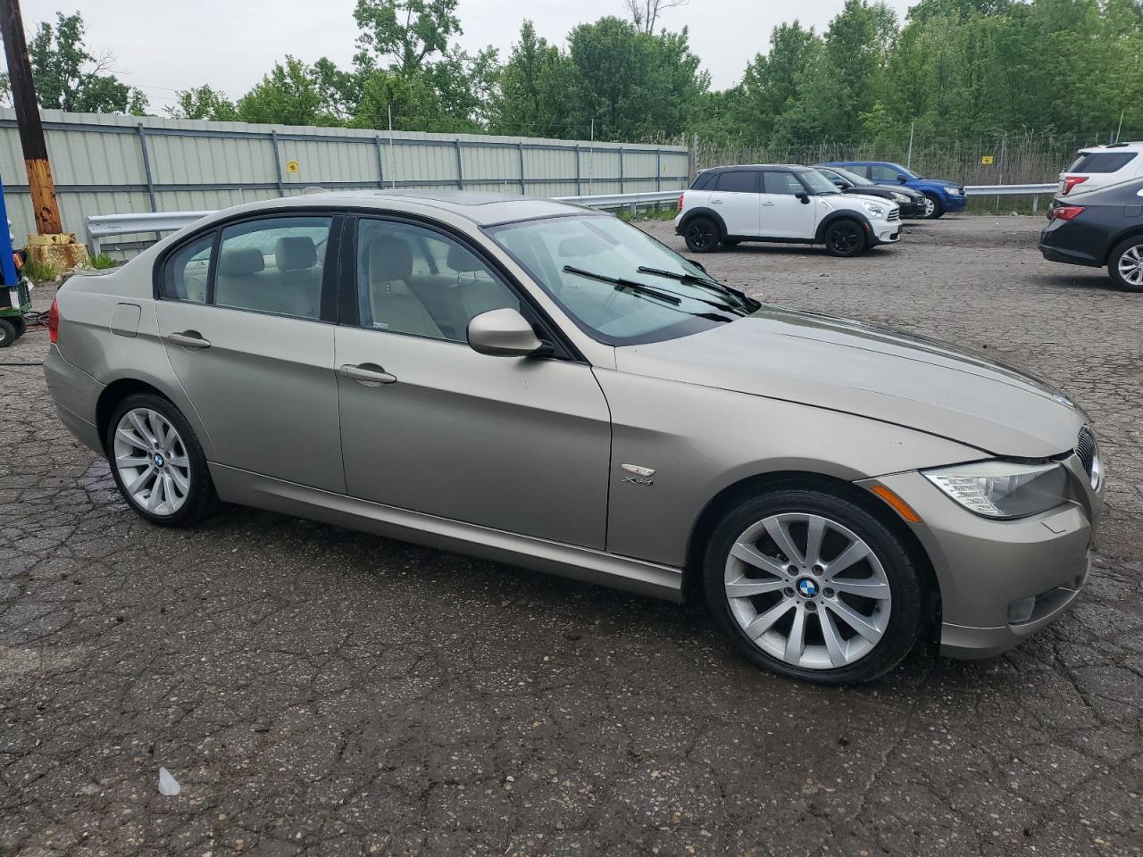 WBAPK5C52BA658474 2011 BMW 328 Xi Sulev